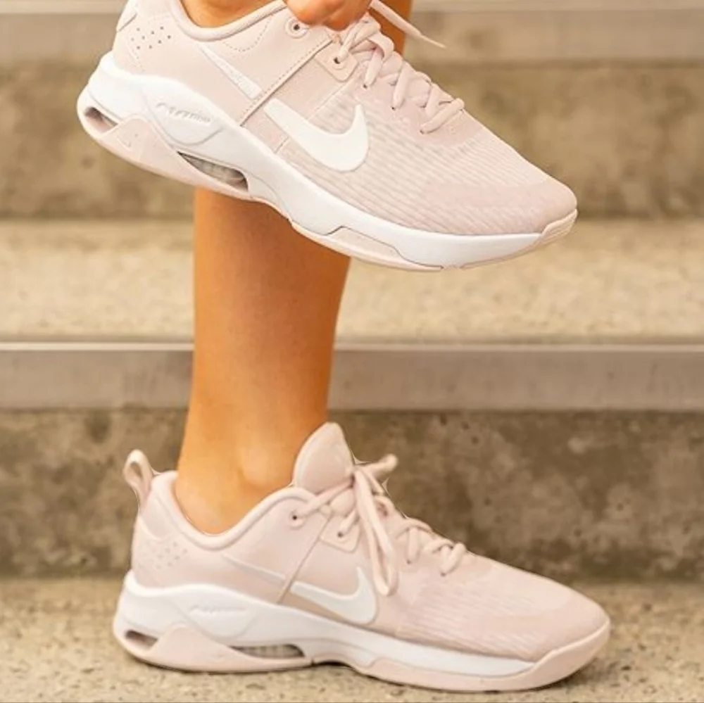 Nike Zoom Bella 6 Sneakers Barely Rose Womens NEW